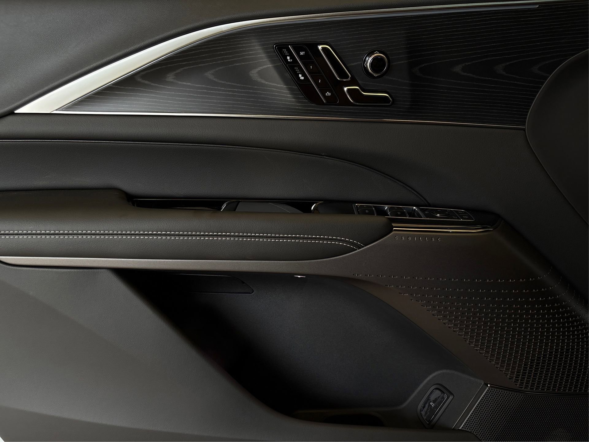 New 2026 Cadillac Lyriq Sport image 21