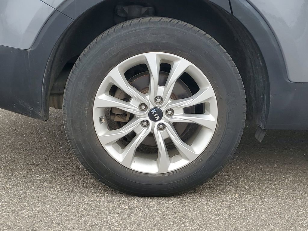 Used 2020 Kia Telluride LX image 5