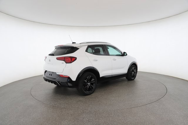 Used 2024 Buick Encore GX Sport Touring image 18