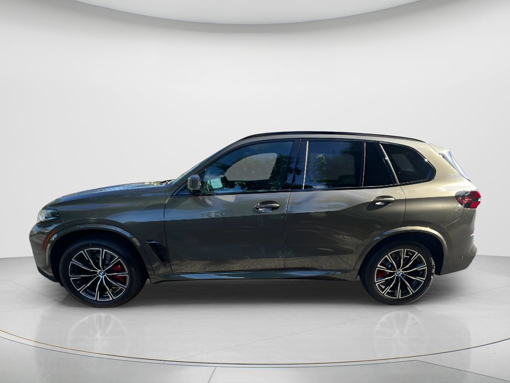 New 2026 BMW X5 xDrive40i w/ M Sport Package AWD/4WD image 7