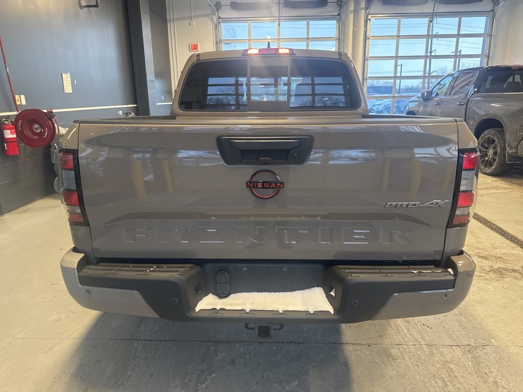 Used 2022 Nissan Frontier PRO-4X image 13