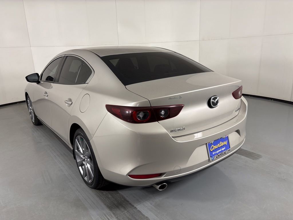 Used 2023 MAZDA MAZDA3 s FWD image 6