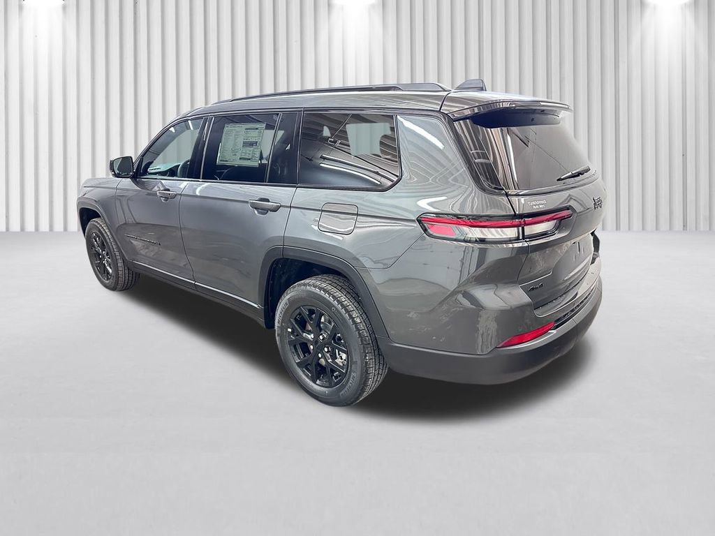 New 2025 Jeep Grand Cherokee L Altitude image 7