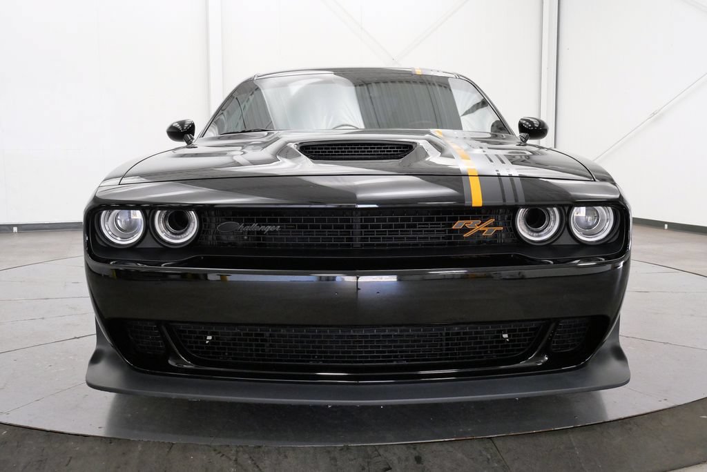 Used 2022 Dodge Challenger R/T Scat Pack RWD image 2