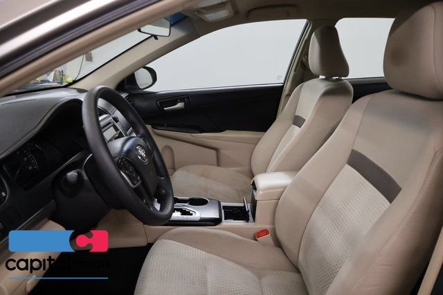 Used 2013 Toyota Camry LE FWD image 11