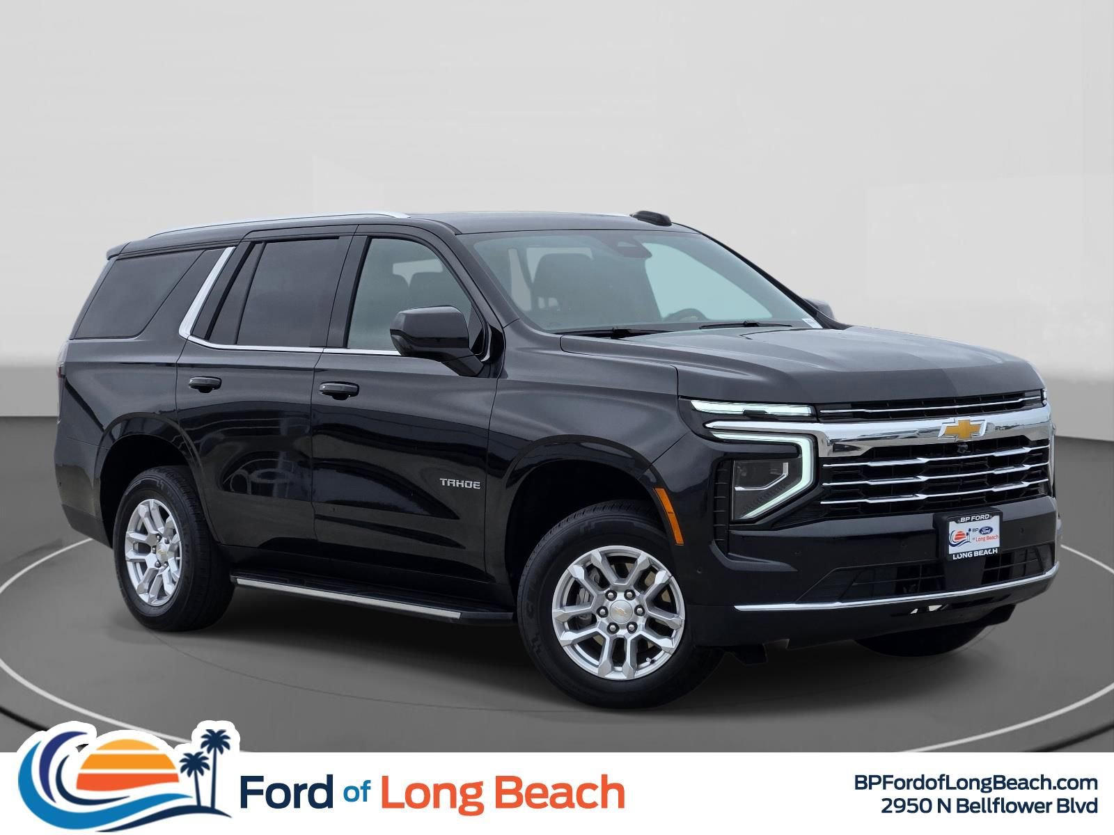 Used 2025 Chevrolet Tahoe LT AWD/4WD image 1