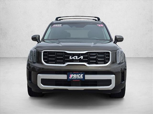 Used 2025 Kia Telluride S AWD/4WD image 2