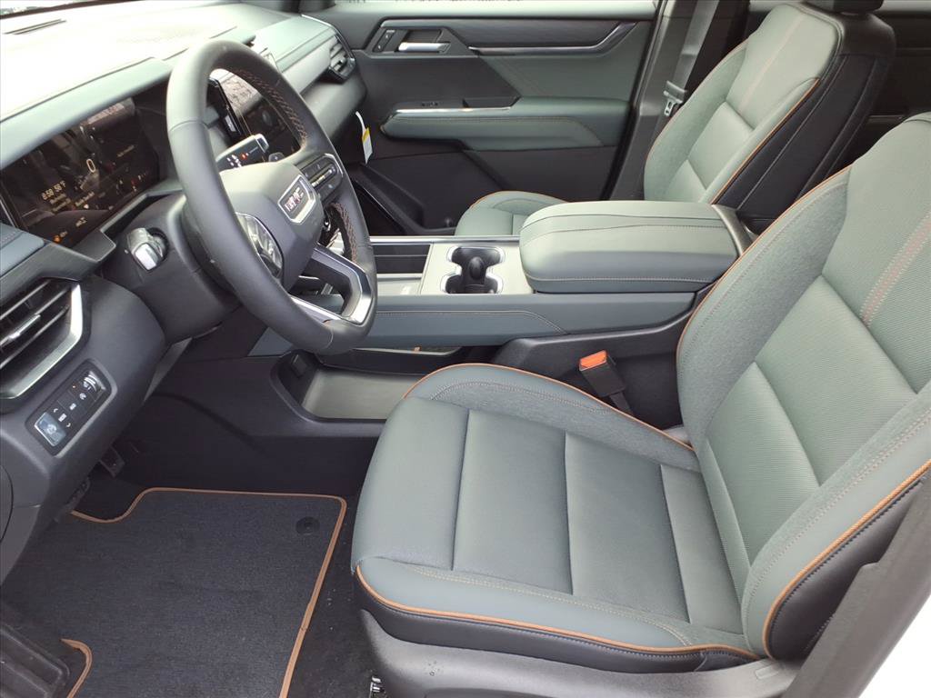 New 2026 GMC Acadia AT4 w/ Luxury Package AWD/4WD image 3