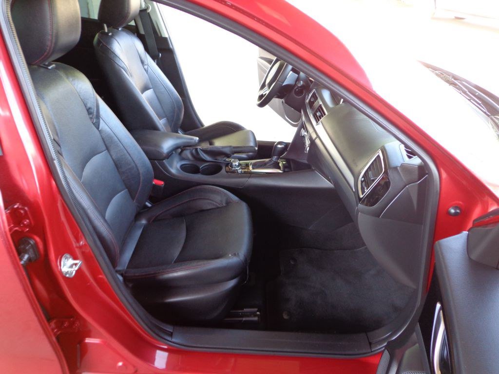 Used 2015 MAZDA MAZDA3 s Grand Touring FWD image 16