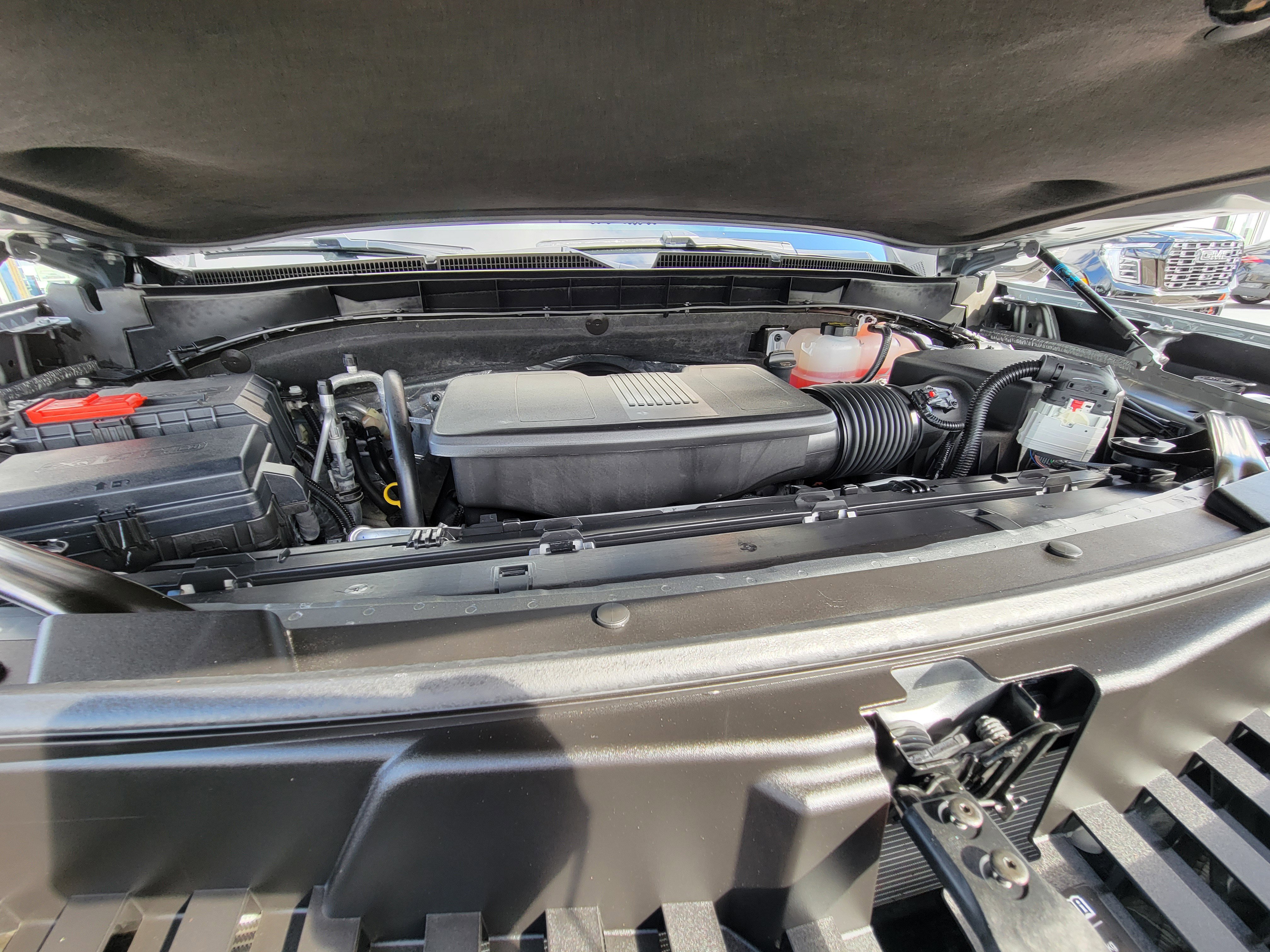 Used 2025 GMC Yukon XL Denali image 28