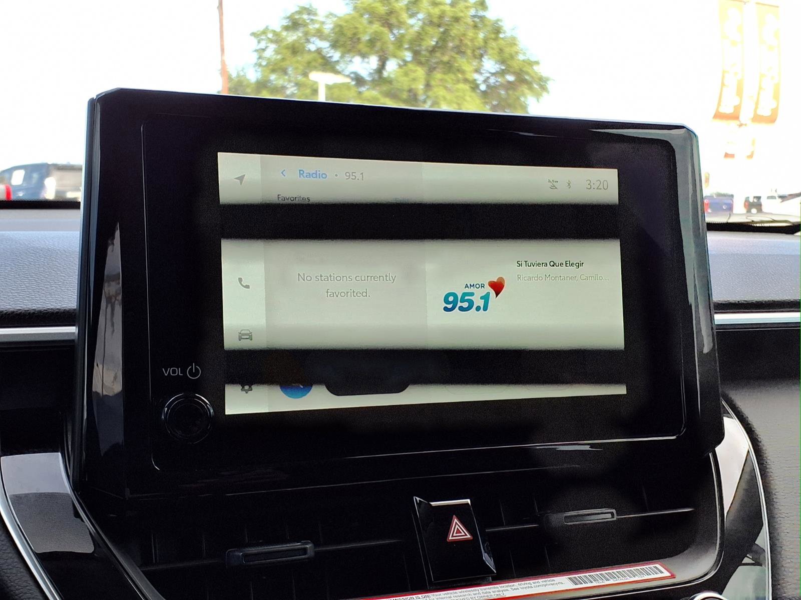 Used 2026 Toyota Corolla Cross LE image 15