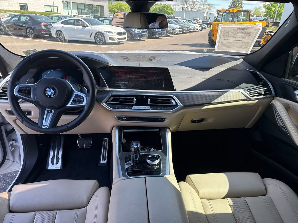 Used 2022 BMW X6 xDrive40i w/ Executive Package image 12