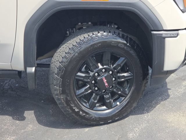 Used 2026 GMC Sierra 3500 AT4 w/ AT4 Premium Plus Package AWD/4WD image 27