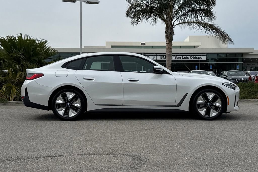 Used 2023 BMW i4 eDrive35 RWD image 2