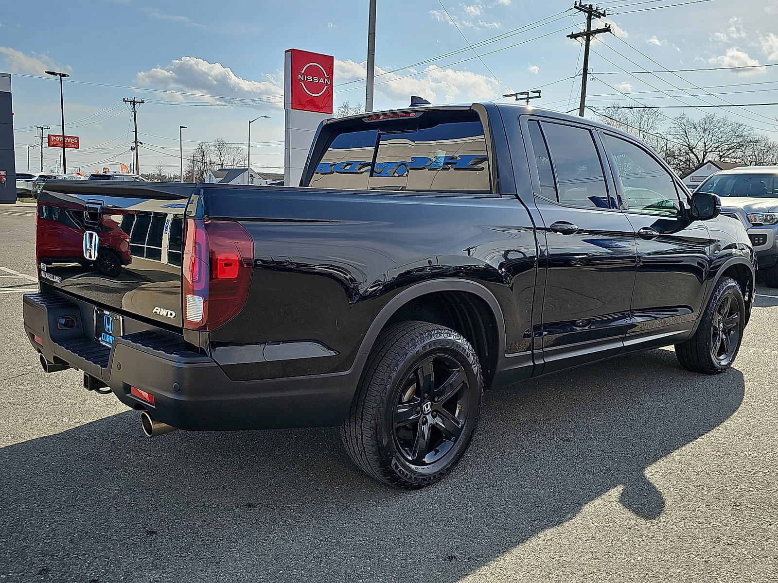 Used 2023 Honda Ridgeline Black Edition image 4