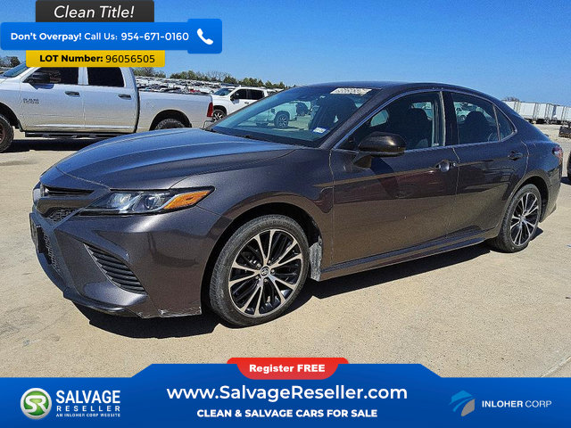 Used 2020 Toyota Camry SE FWD image 1