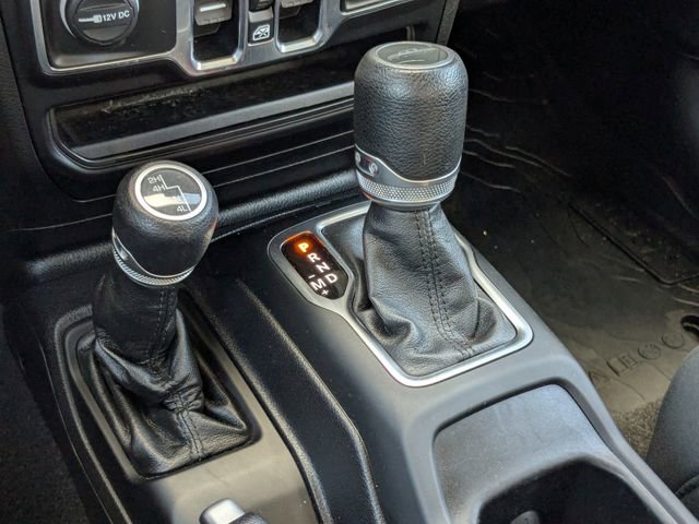 Used 2021 Jeep Gladiator Sport AWD/4WD image 25