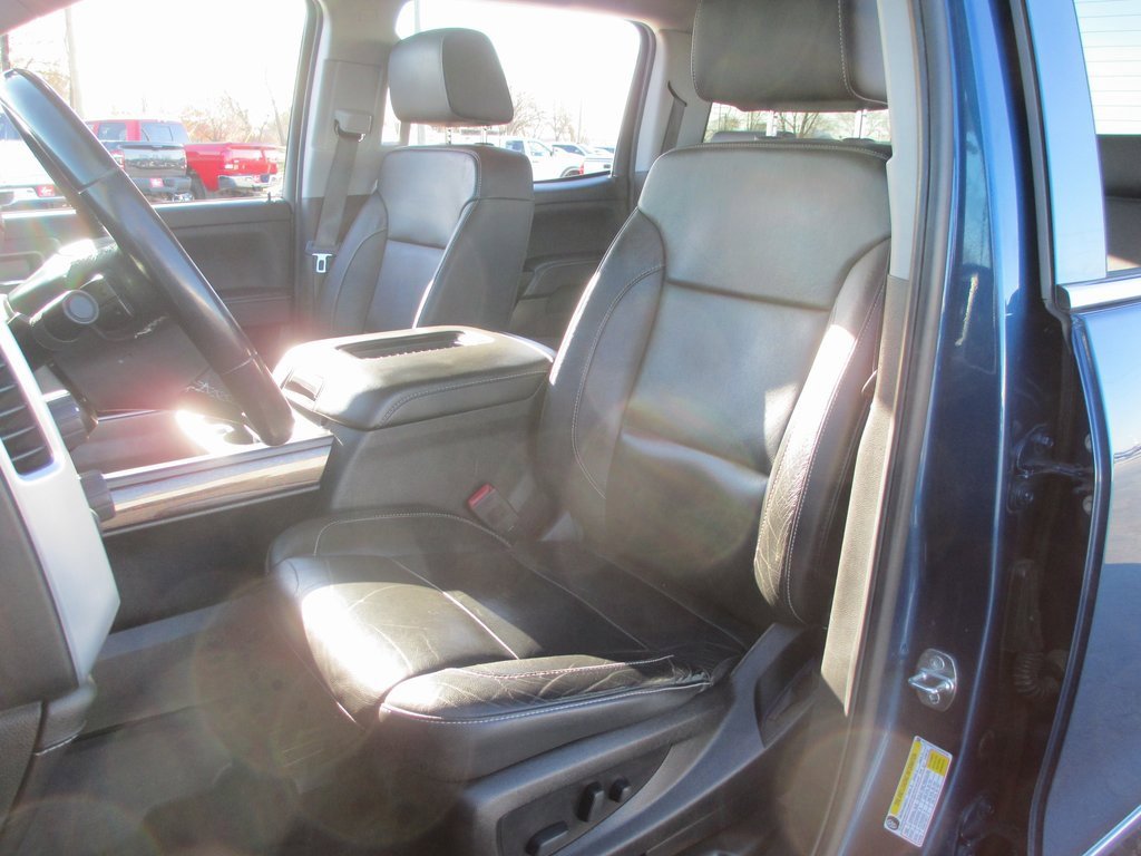 Used 2018 GMC Sierra 1500 SLT w/ SLT Premium Package image 19