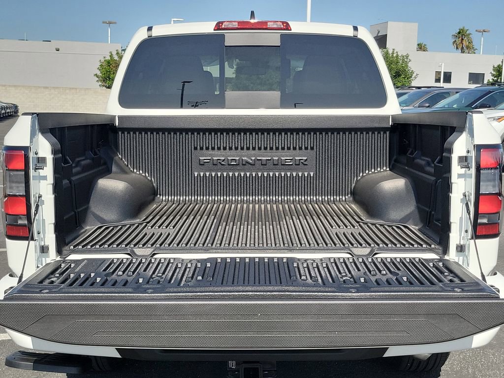 New 2026 Nissan Frontier SV w/ Tow Package RWD image 3
