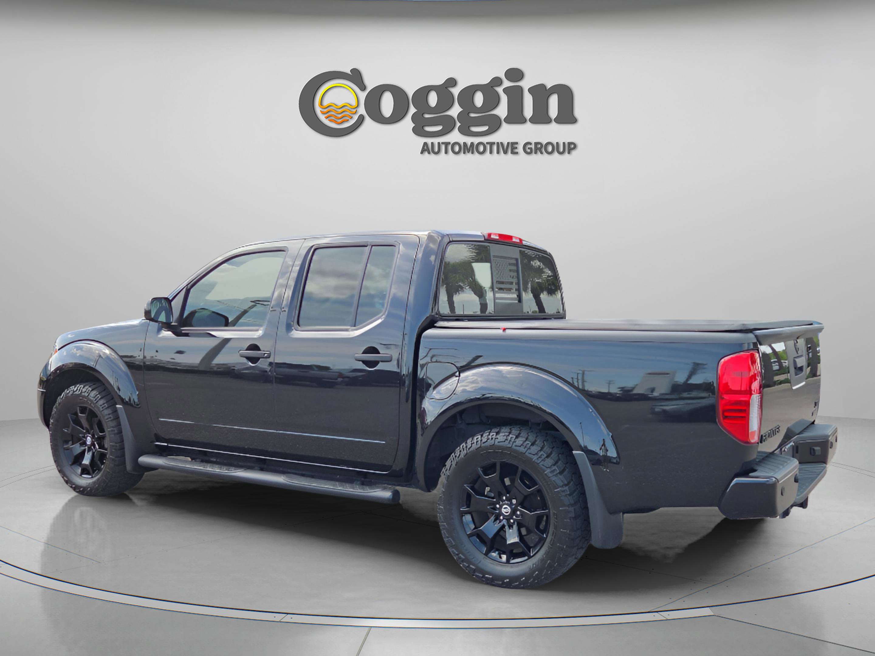 Used 2020 Nissan Frontier SV w/ Midnight Edition Floor Mats RWD image 3