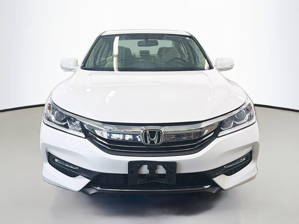 Used 2017 Honda Accord EX-L image 3