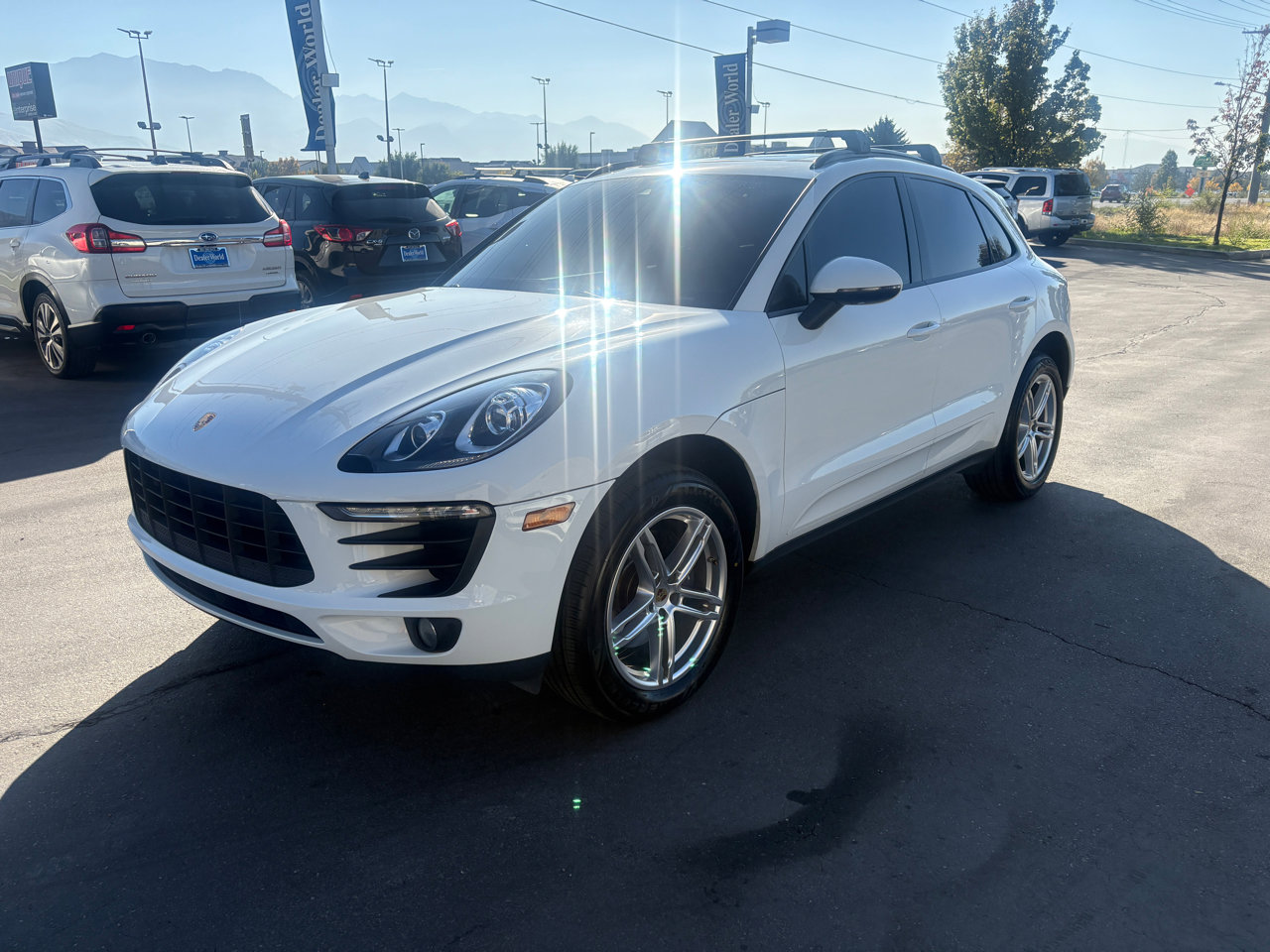 Used 2018 Porsche Macan image 2