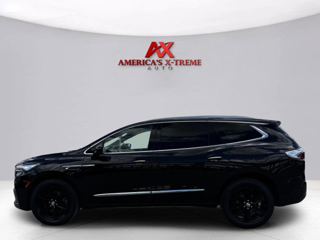 Used 2023 Buick Enclave Essence w/ Experience Buick Package FWD image 2