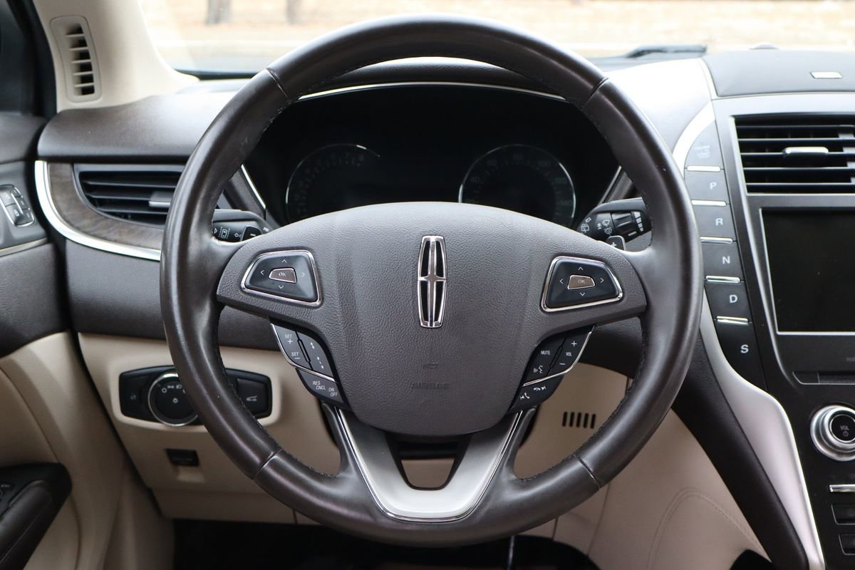 Used 2018 Lincoln MKC Reserve image 18