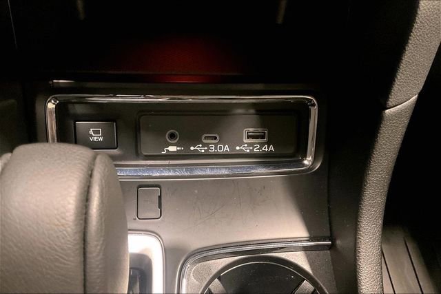 Used 2025 Subaru Ascent Limited image 34