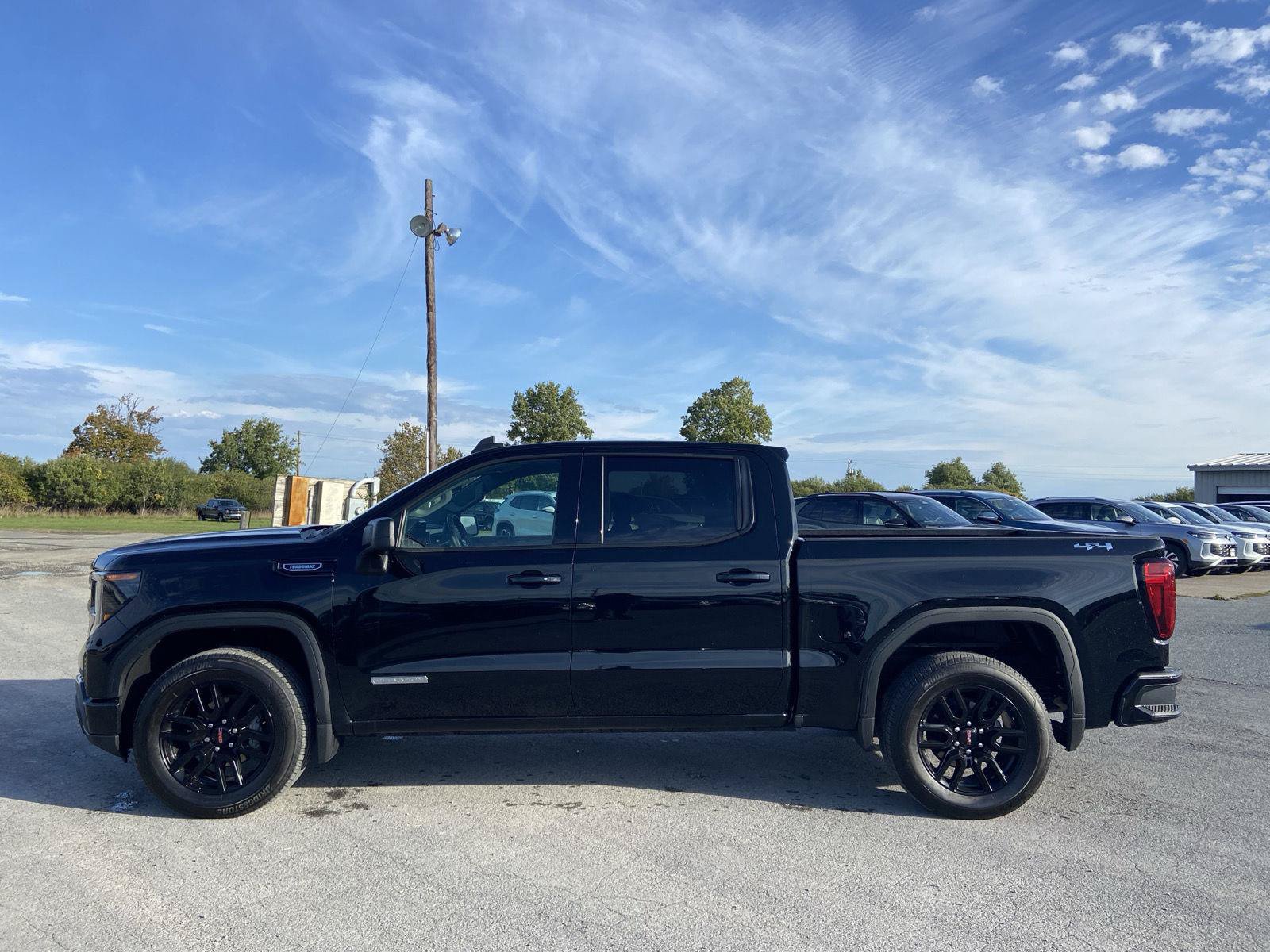 Used 2026 GMC Sierra 1500 Elevation AWD/4WD image 7