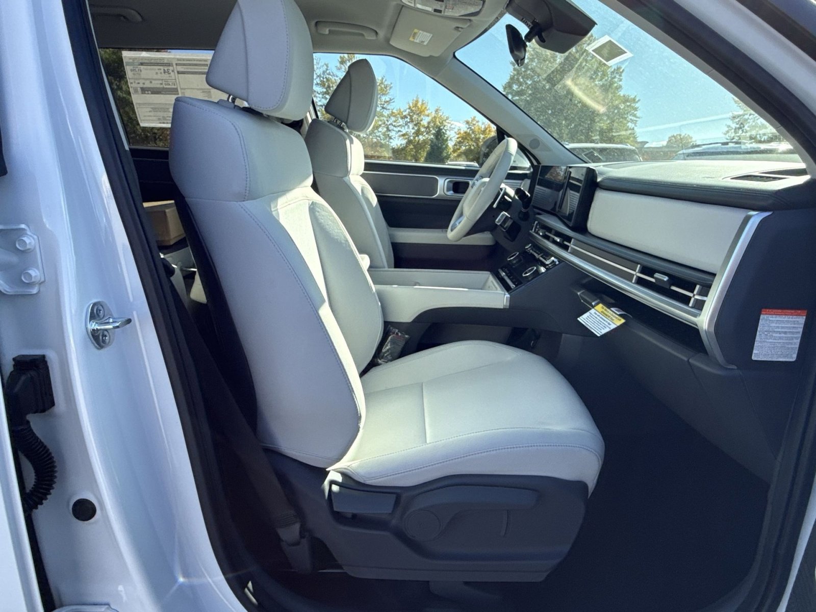 New 2026 Hyundai Santa Fe SE image 25