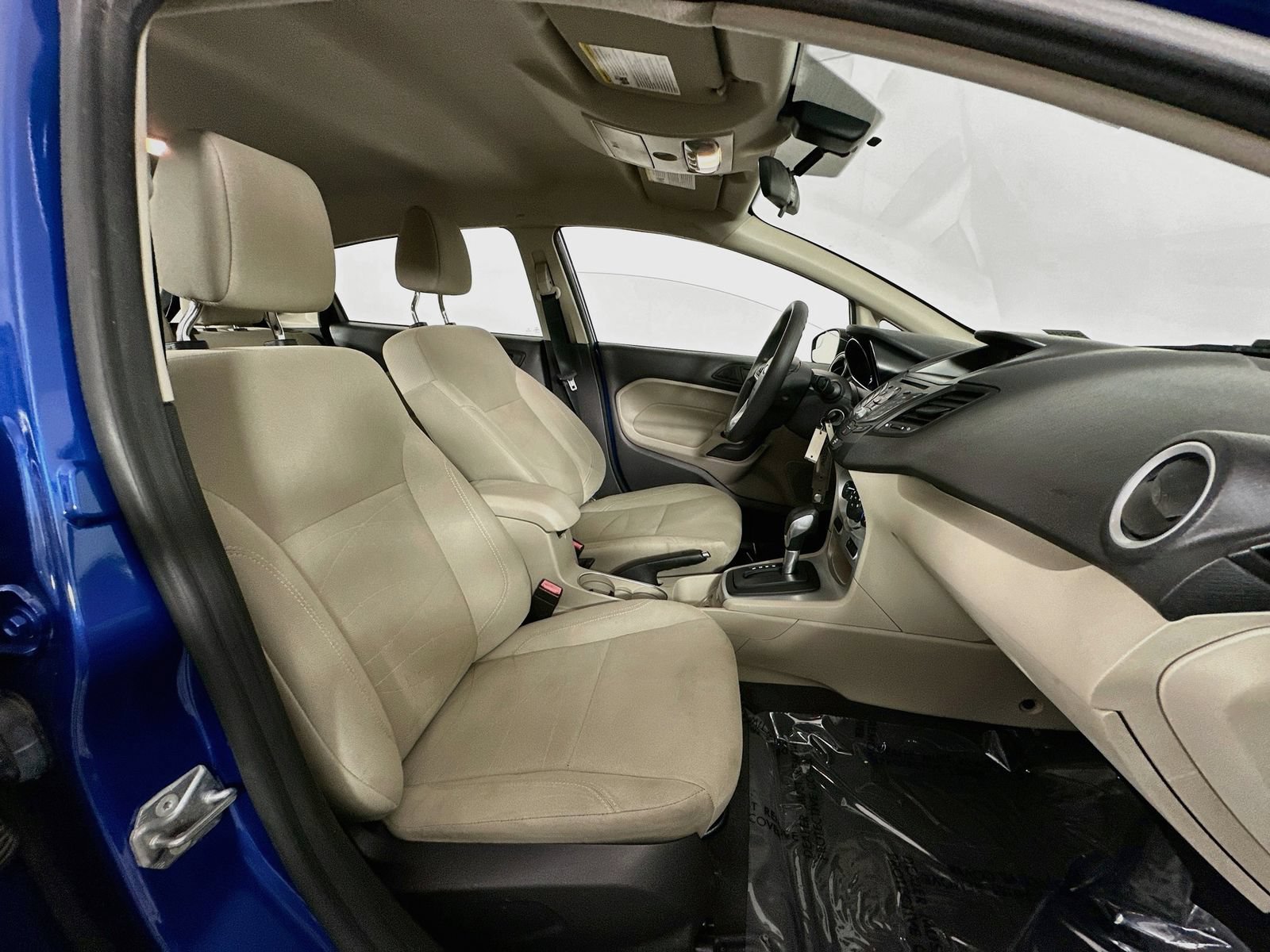 Used 2018 Ford Fiesta SE FWD image 25