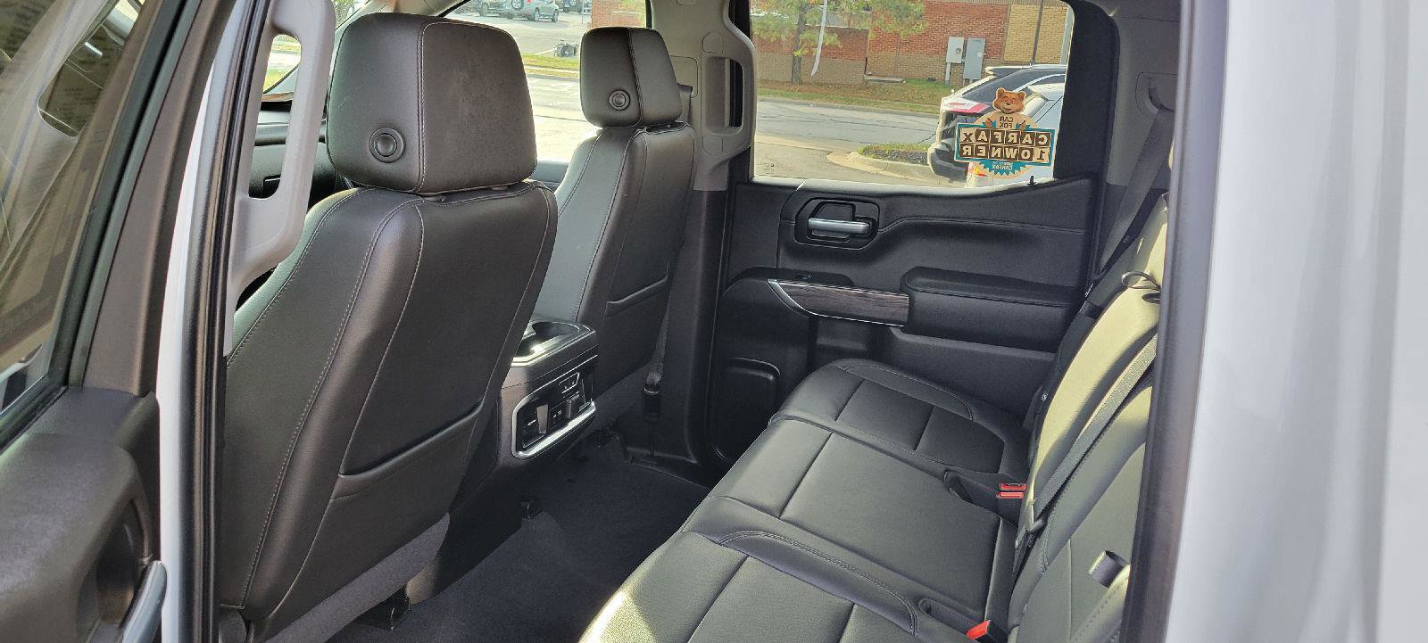 Used 2020 Chevrolet Silverado 1500 LTZ w/ LTZ Convenience Package AWD/4WD image 6