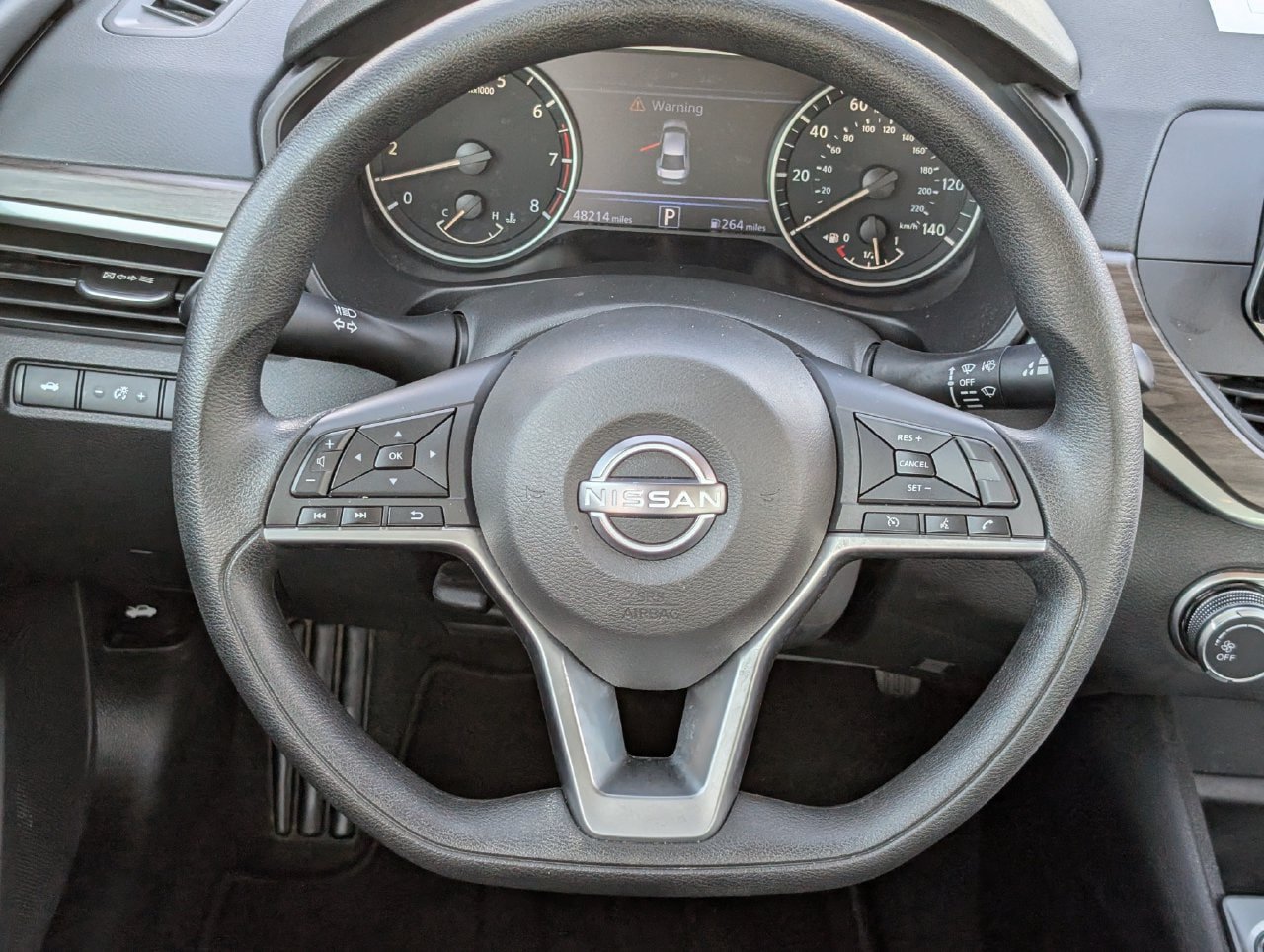 Used 2025 Nissan Altima 2.5 SV AWD/4WD image 11