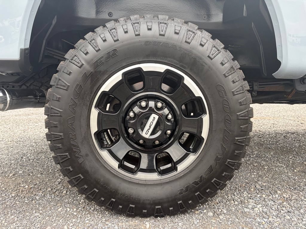 Used 2026 Ford F250 Platinum w/ Tremor Off-Road Package AWD/4WD image 21