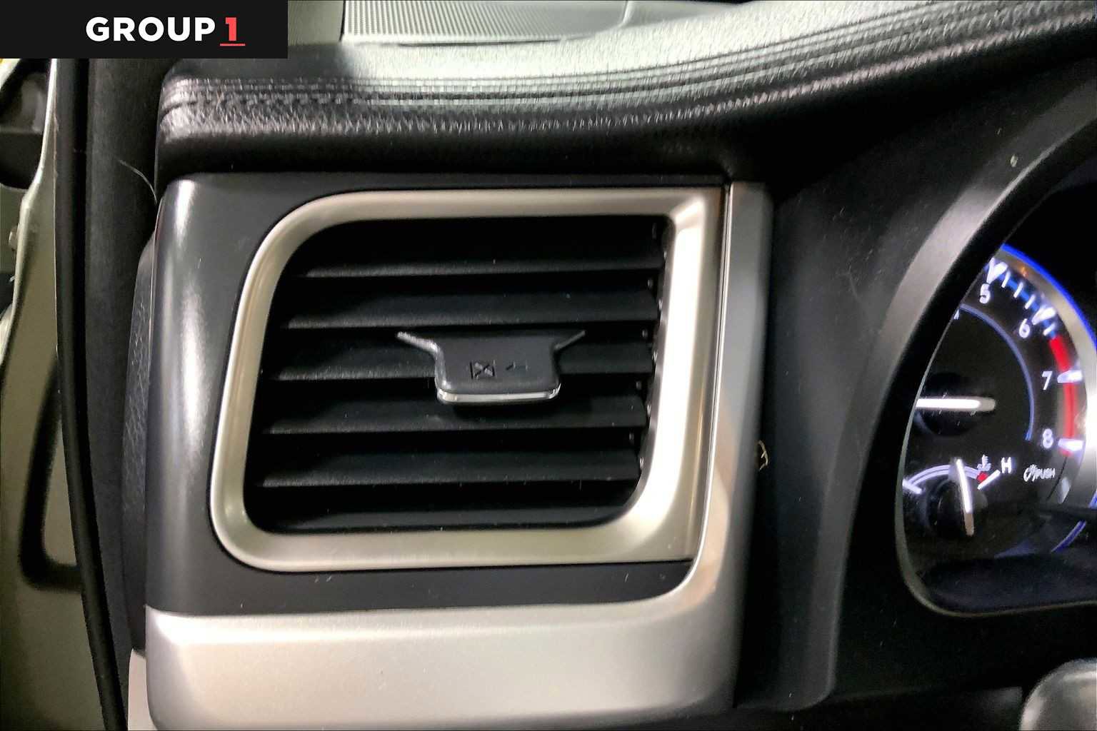 Used 2016 Toyota Highlander Limited Platinum image 34