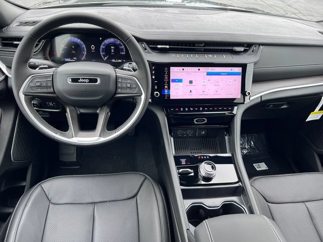 New 2026 Jeep Grand Cherokee L Limited AWD/4WD image 2