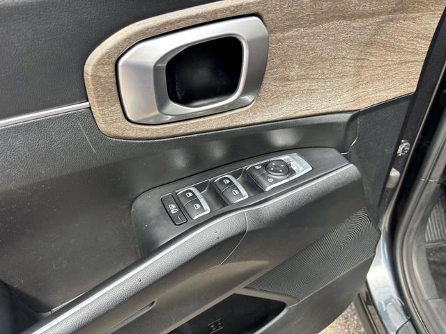 Used 2021 Kia Sorento EX AWD/4WD image 17
