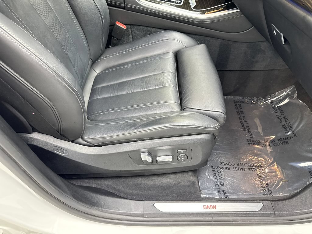Used 2019 BMW X5 xDrive40i w/ Convenience Package AWD/4WD image 44