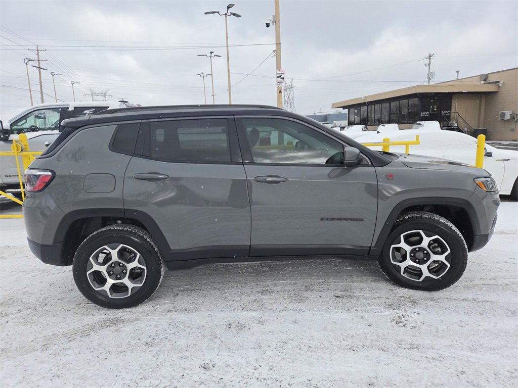 Used 2022 Jeep Compass Trailhawk image 15
