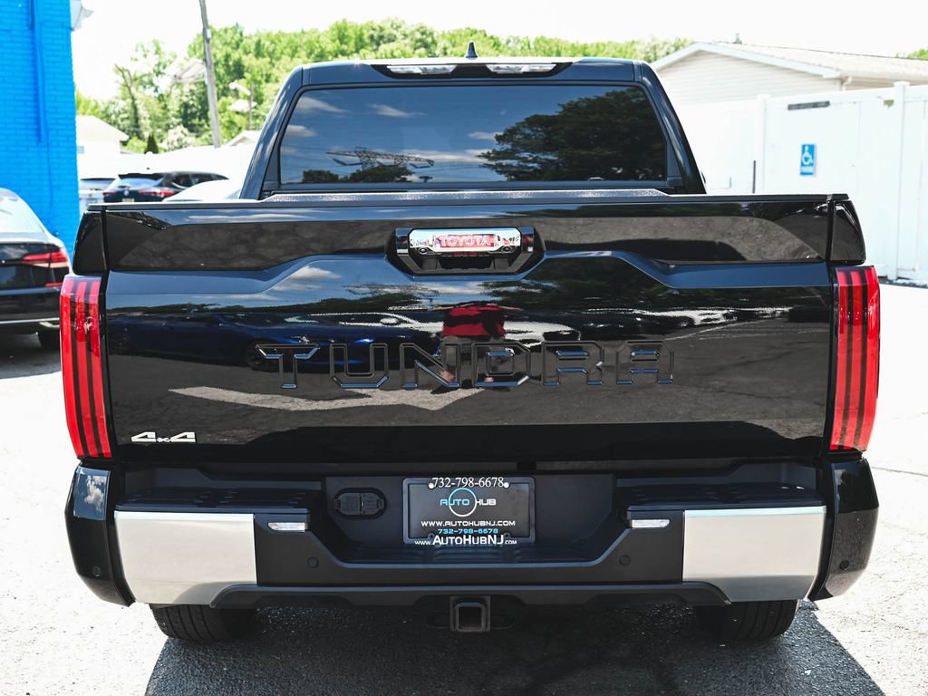 Used 2025 Toyota Tundra Limited AWD/4WD image 5