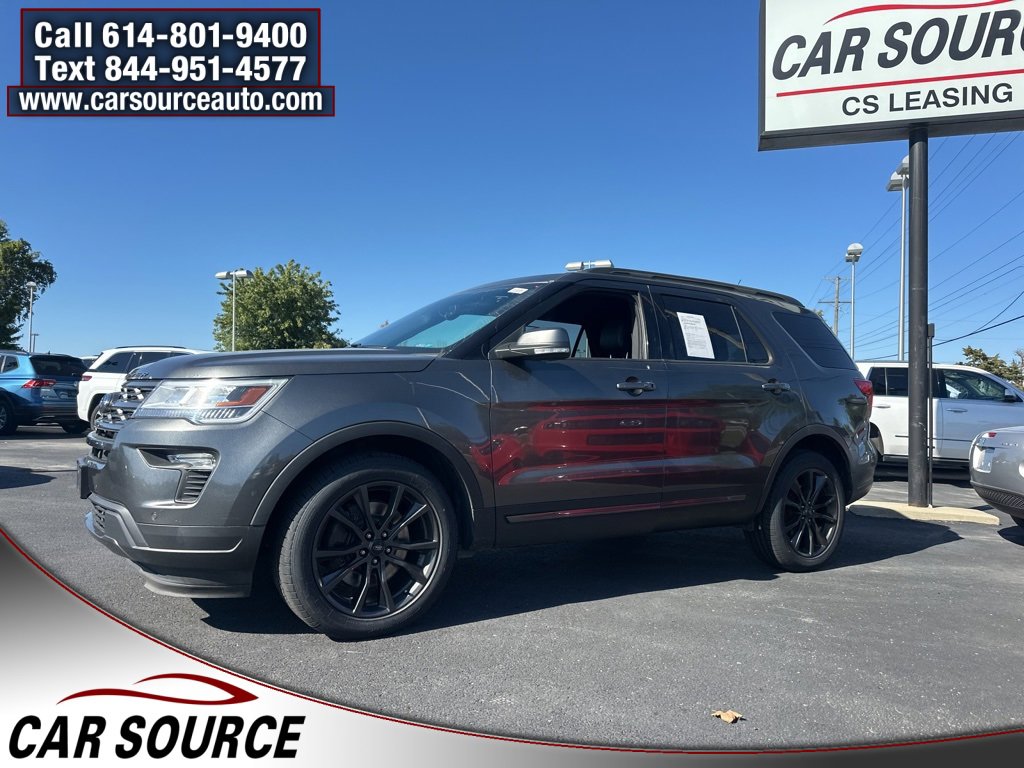 Used 2018 Ford Explorer XLT w/ Equipment Group 202A image 2