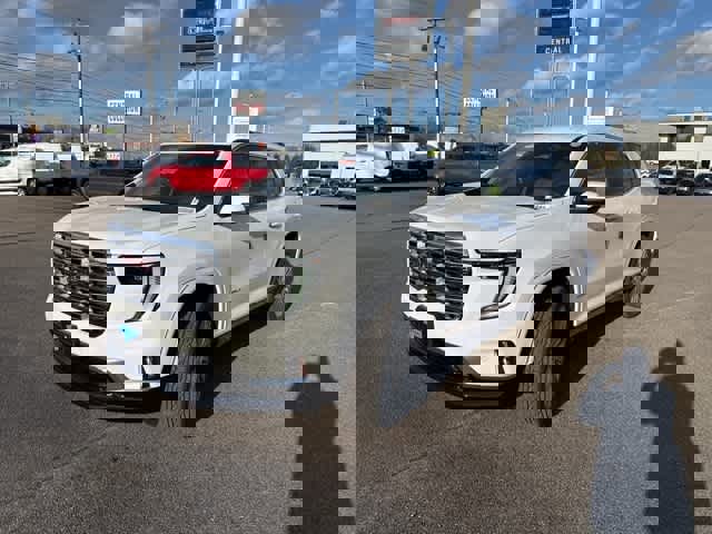 New 2026 GMC Acadia Denali w/ Super Cruise Package image 3