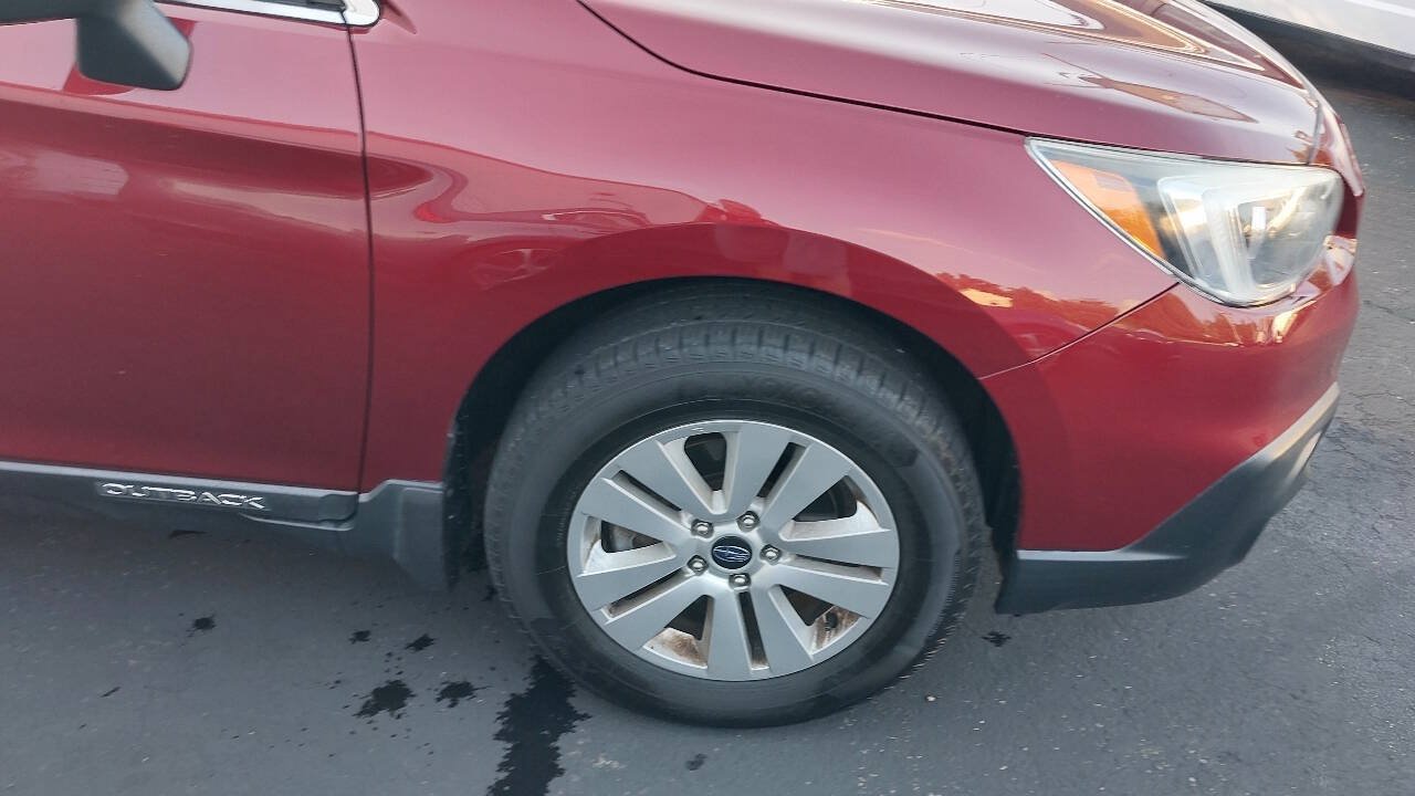 Used 2017 Subaru Outback 2.5i Premium AWD/4WD image 6