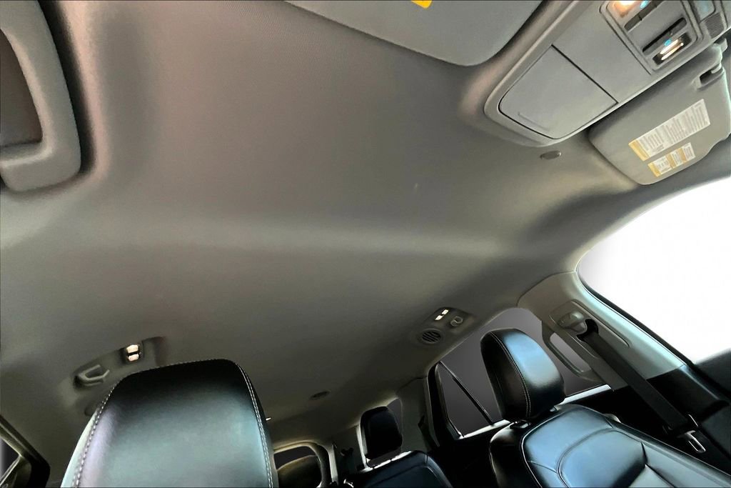 Used 2023 Ford Explorer XLT w/ Equipment Group 202A image 17