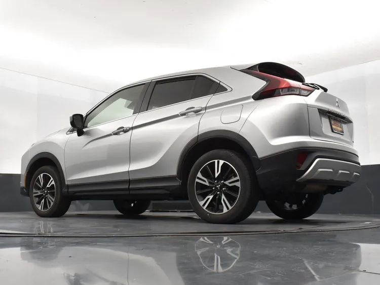 Used 2024 Mitsubishi Eclipse Cross SE image 12