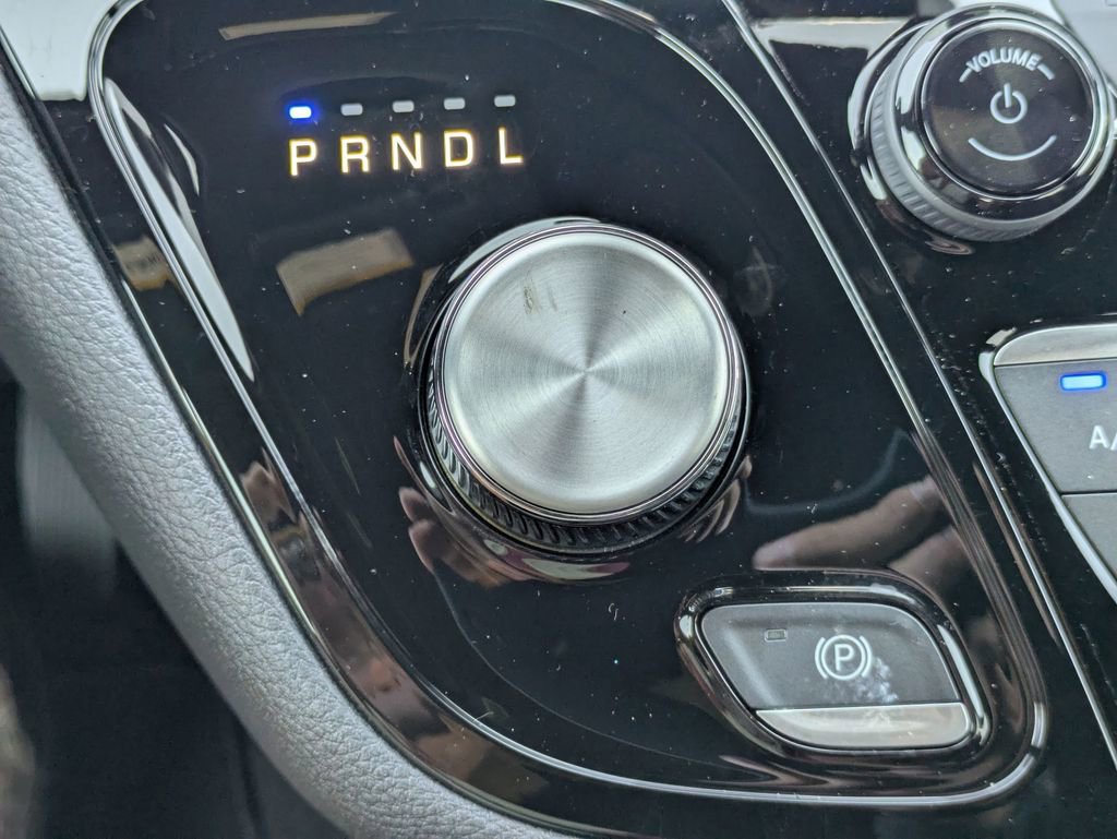 New 2026 Chrysler Pacifica Select image 23