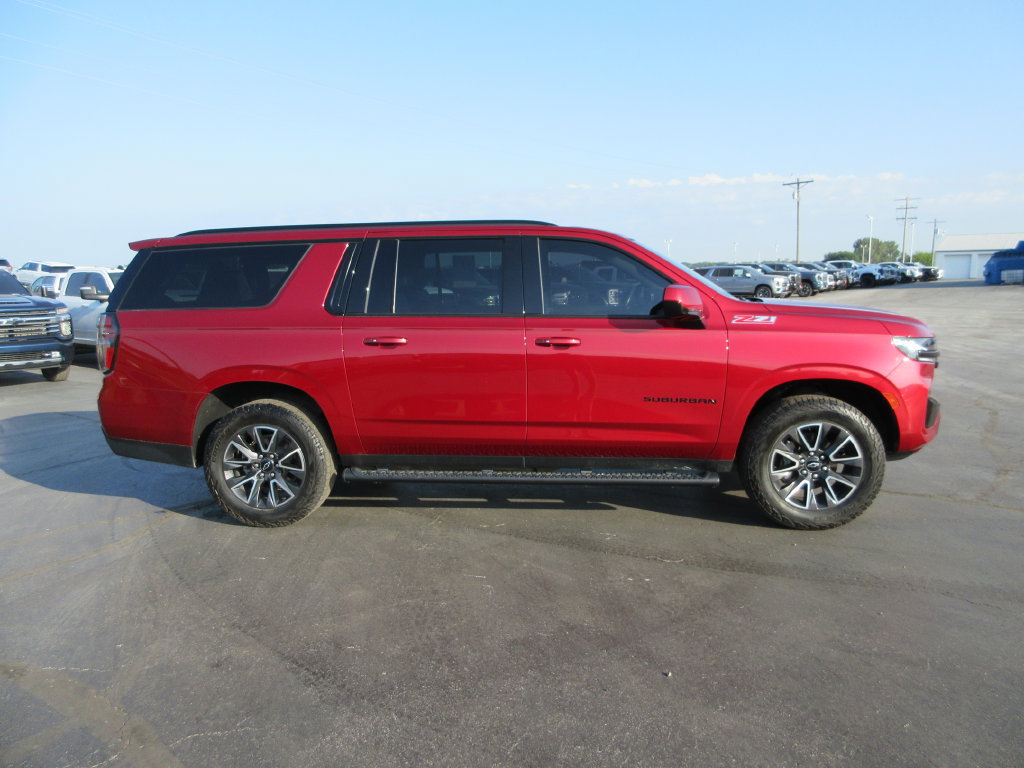 Certified 2023 Chevrolet Suburban Z71 AWD/4WD image 5