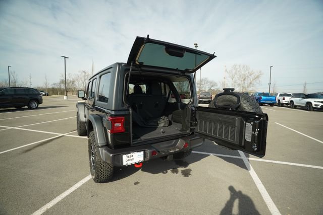 New 2026 Jeep Wrangler Unlimited Rubicon AWD/4WD image 15