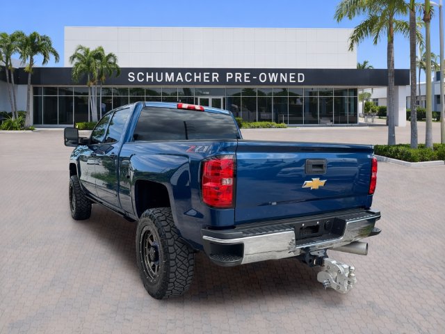 Certified 2019 Chevrolet Silverado 2500 LT w/ LT Convenience Package AWD/4WD image 4